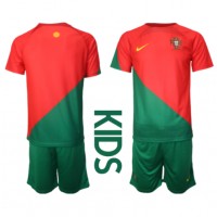 Camiseta Portugal Primera Equipación para niños Mundial 2022 manga corta (+ pantalones cortos)